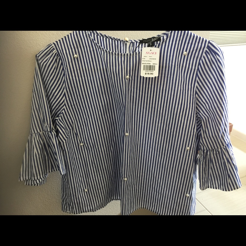 Blue stripe top